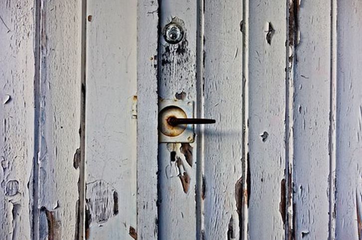 An old wood garage door in Toledo