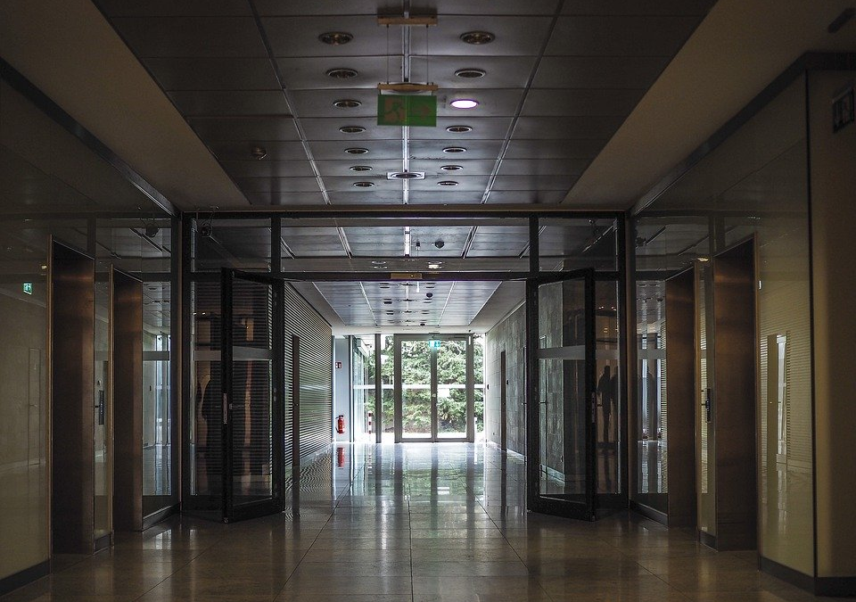 How To Choose The Right Commercial Door For Your Business